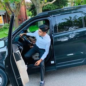 Meet your Posher, Seraj